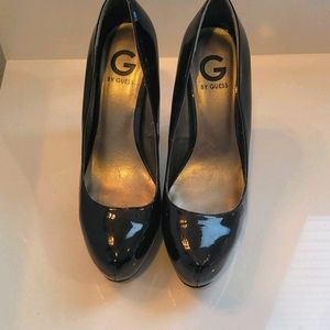 Size 11 GUESS heels
